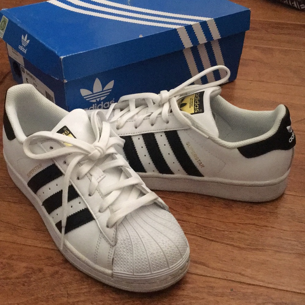 ADIDAS SUPERSTARS ORIGINALS